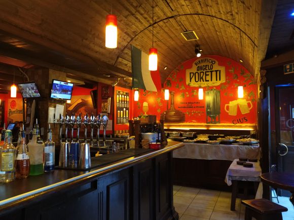 Ciu's Bar