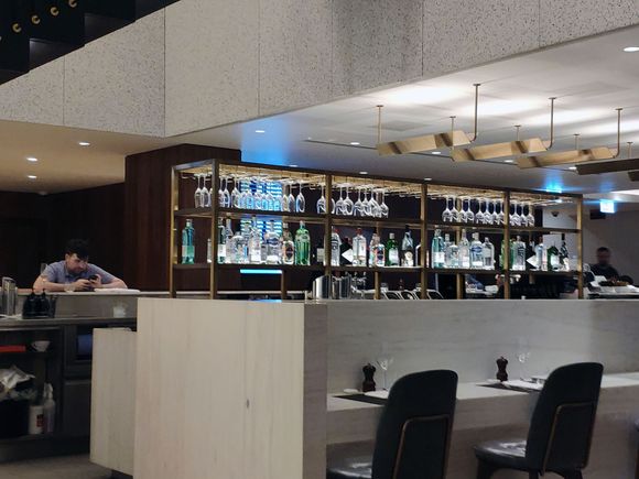 Gin bar (ground floor)