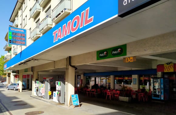 This is the Tamoil filling station in central Sion on Avenue de Toubillon - you can see the café and shop underneath the overhang to the rear