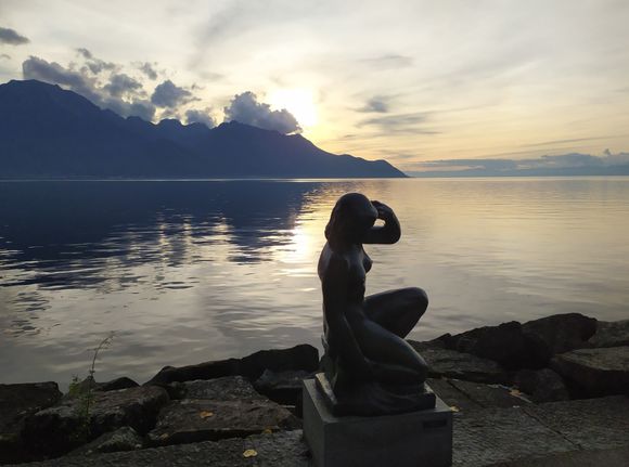 This sculpture is on the lakeside at Territet 