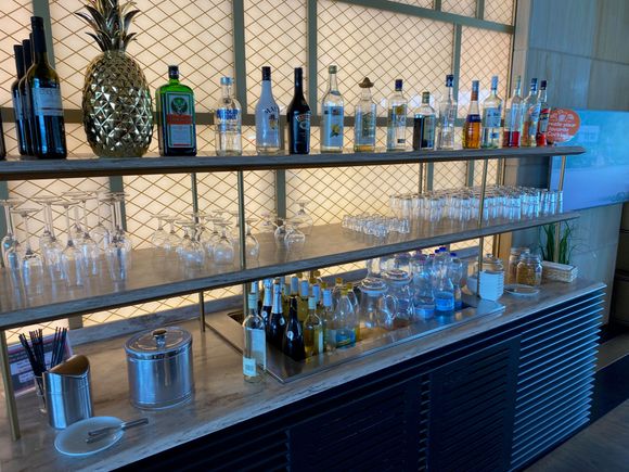 Primeclass lounge drinks