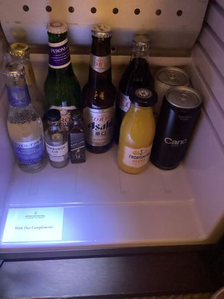 Gin was good but no bottle opener or glasses.