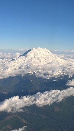 Not up in SEA much these days so don’t get to see this sight as often as most of you PNW fliers.