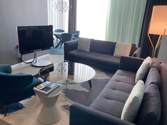 And brings you into the living room 