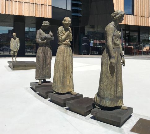 Memorial to 12000 women and 2000 children sent to Tasmania as convicts from Ireland between 1803 and 1853.  The memorial is in the hotel forecourt and was erected last year.
