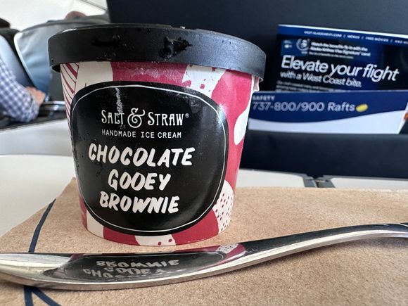 Nice salt and straw chocolate gooey brownie ice cream for dessert. Our FA was excellent, passed a snack basket prior to landing, and walked throughout first class cabin throughout the flight to check on us. Great flight today. 
