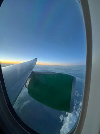 777-200LR wing