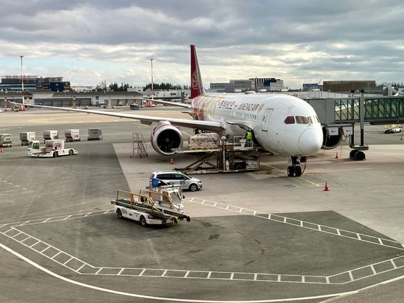 This five years old Dreamliner would do the honors of transporting me to Asia tonight.