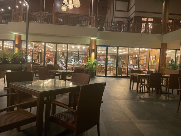 Figs Restaurant at night.