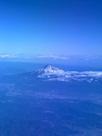 Rested for around 7 hours (not sleeping, but eyes shut and day dreaming mostly). Really enjoyed the film Conclave. At breakfast, I caught a great view of Mt Fuji.
