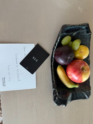 Welcome fruit plate