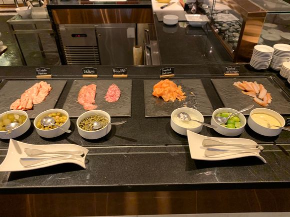 Cold meat and fish