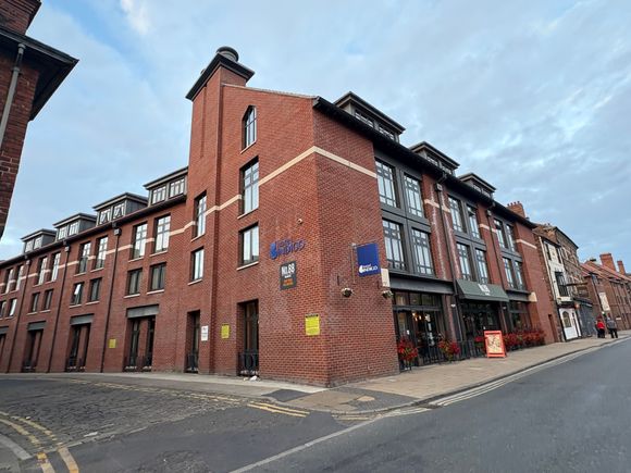 The hotelbuilding 