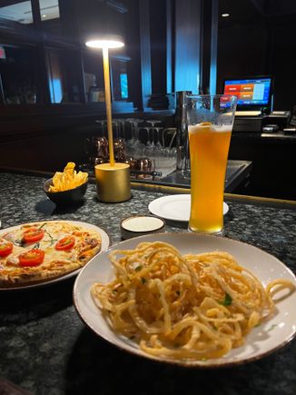 Drake's Bar