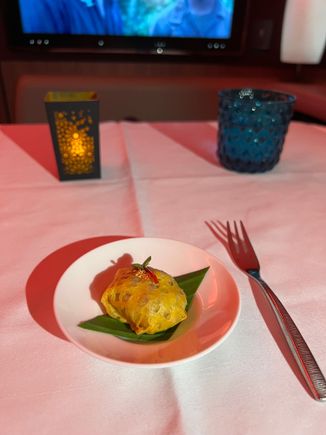greeting from the kitchen: some thai minced chicken wrapped in egg