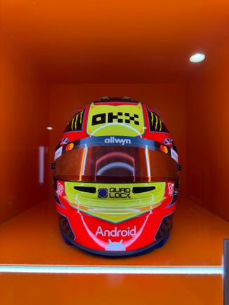 Oscar Helmet