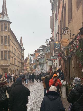 it’s rather more crowded on a Saturday 

