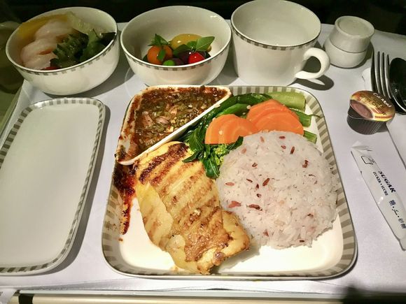 SQ biz meal SIN-BKK
