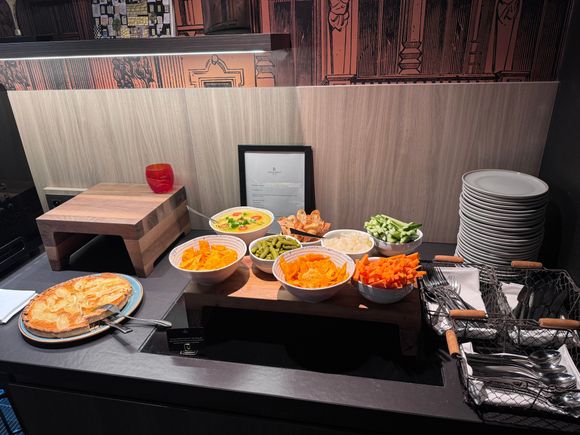 Another lounge food photo