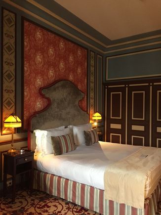 Opera view junior suite