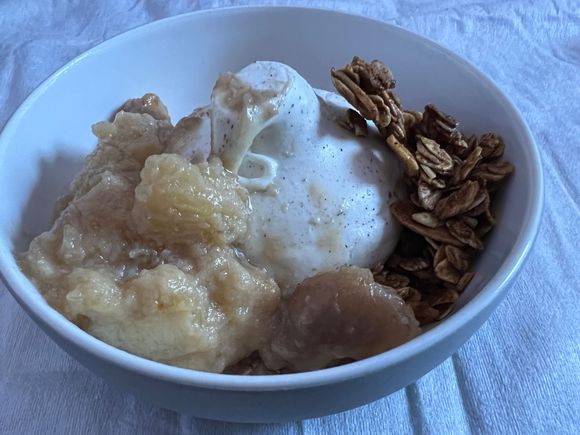 Vanilla Gelato - bananas foster, almond honey granola.  Always tasty, great combination together.