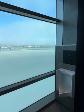 Urinal