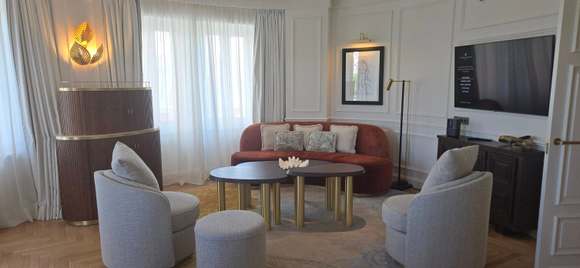 Neptuno living room
