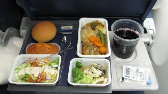 NRT-DTW dinner