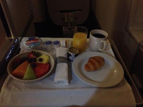 The rest of the veggie breakfast offering. BA 747 arriving into LHR from SFO. 7/14.