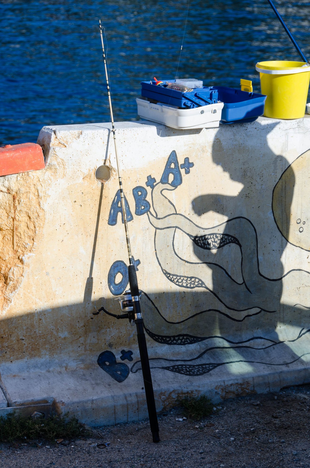 Do Scilla shadows count as people?