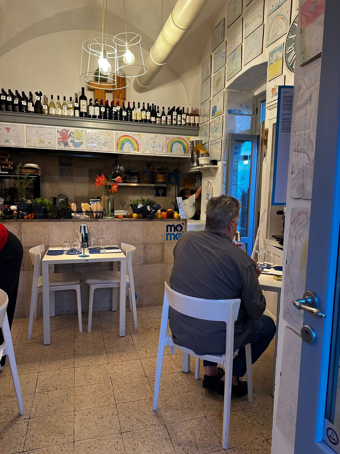 MOMO, one of about a dozen fish restaurants that ring the marina in Savelletri...we were only one of a few tables when we arrived about 8pm but both the small inside dining room, and the outside terrace--filled up by 9pm--I think we were the only foreigners there last Friday night
