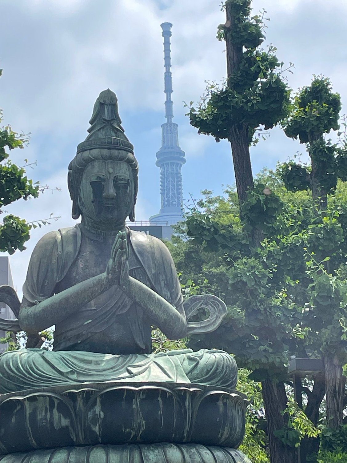 I missed this statue yesterday and got a great shot of 