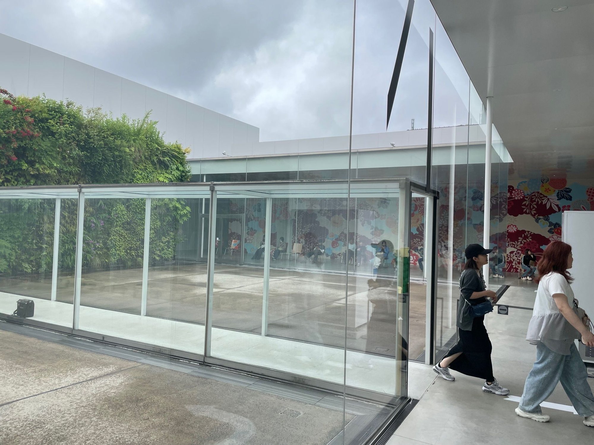 You can kind of get what I was talking about as a see through museum