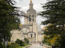 Notre Dame des Doms d'Avignon (there's a lot of construction right now)