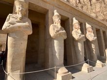 Statues of Hatshepsut- note the beard
