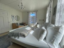 Very well lighted room with great views 