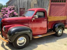 1948 Studebaker needed new bumpers. DH made wood bumpers from oak salvaged from his grandfather's farm rig. The side step might be newer lumber from friend's saw mill. He likes using oak.