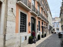 Alma at Rua Achieta in the heart of Chiado
