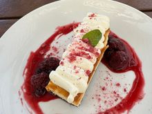 Oreo cookie cheesecake! YUMMY!