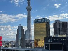 Walking toward the Tokyo Skytree 
