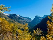 Love early October colors. 