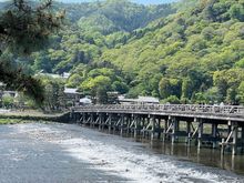Crossing the River via the Ts Bridge