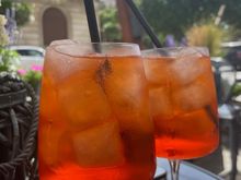 One last round after a hot afternoon at the ruins