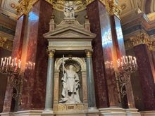 Another view of the opulent St. Stephen's Basilica
