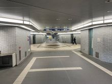 ... and this is what I saw when I get to the bottom, for tunnels leading to the four corners of the street