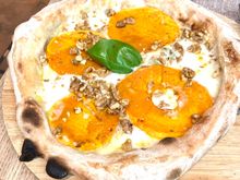 Pumpkin on pizza is delicious 