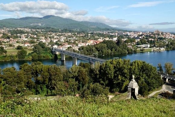 That’s Spain on the other side and that’s the bridge we’ll walk across to get there.