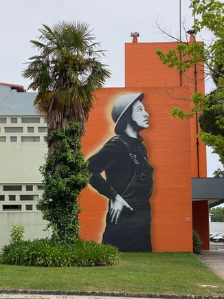 Love this mural!
