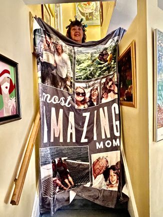 My daughter gave me this wonderful blanket!