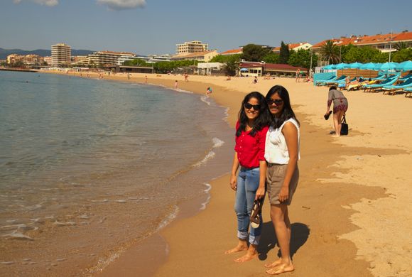 Sandy beach was clean, almost deserted with no tourists at that time. It was sunny, the weather was pleasant. 